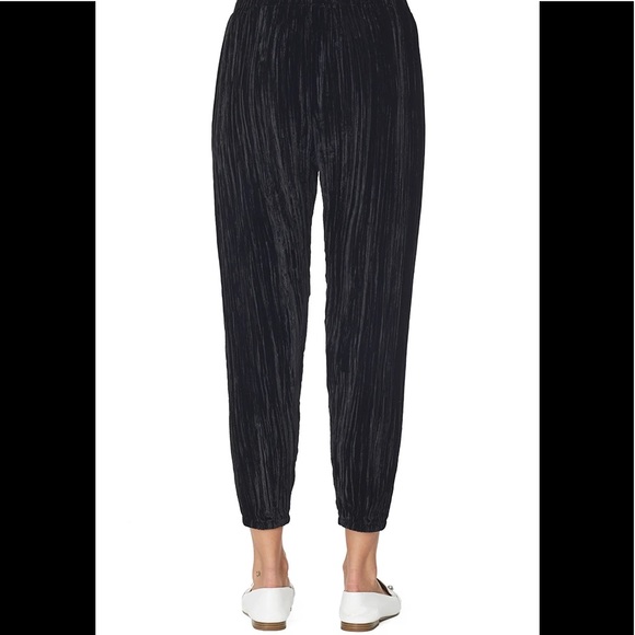 Forte Forte Pleated Velveted Jogger Pants Black - Picture 3 of 9